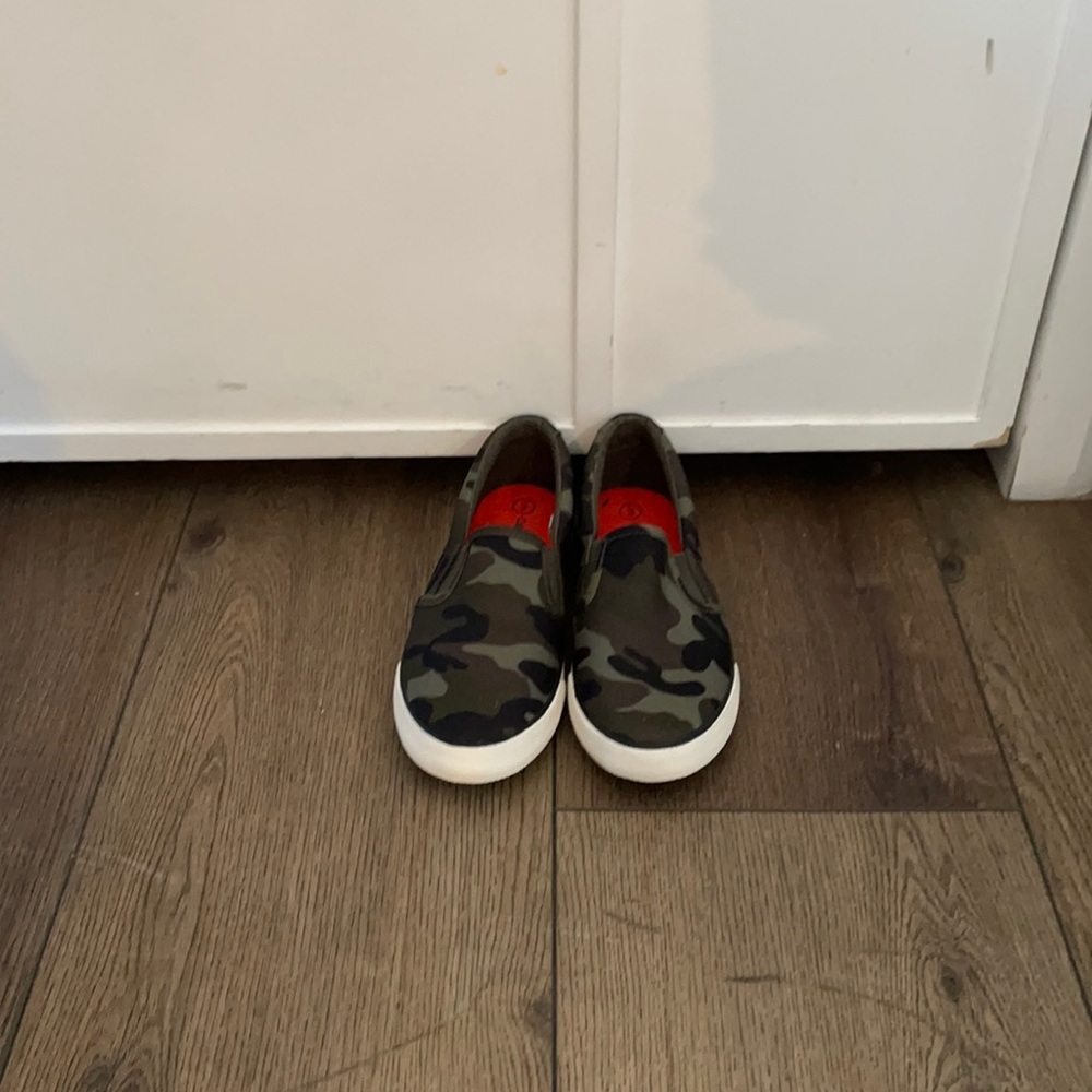 Target camo  boy shoes